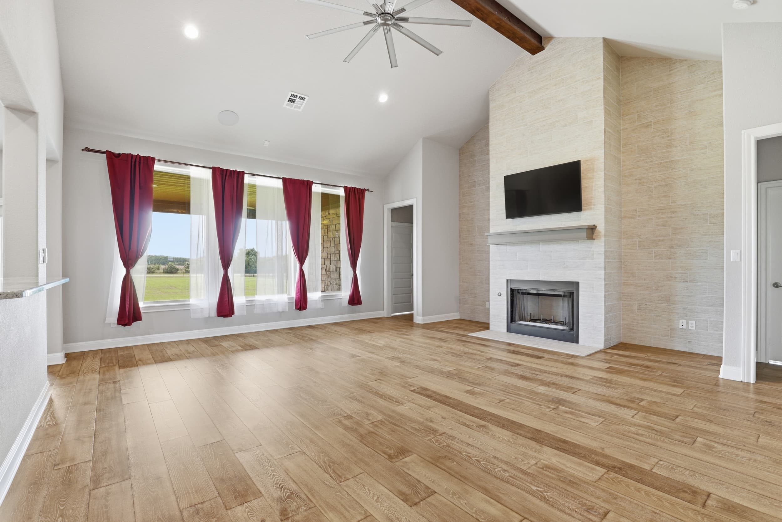 2440 Greatwood Trl photo 5
