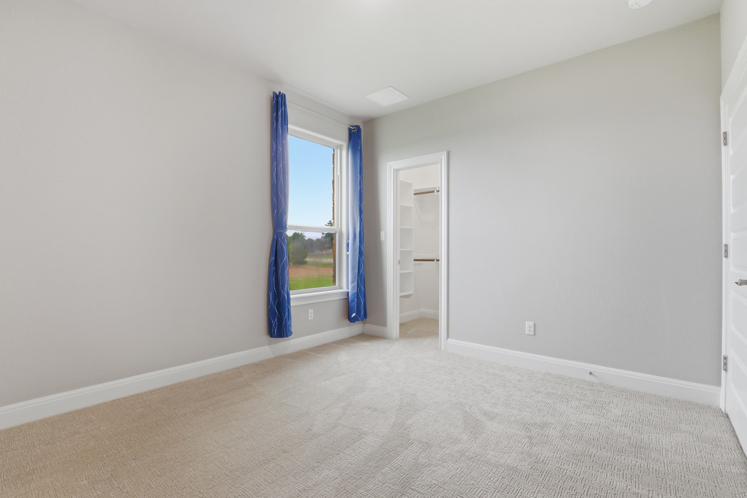 2440 Greatwood Trl photo 12